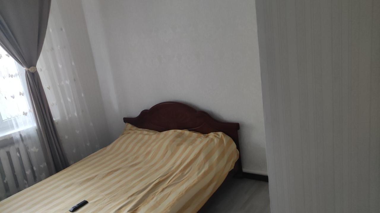 Хостел На Барахолки Almatý Exterior foto