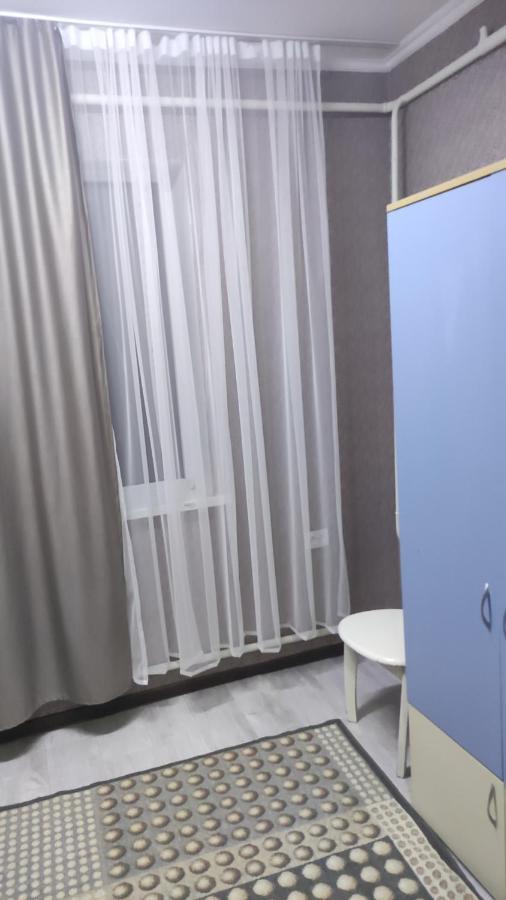 Хостел На Барахолки Almatý Exterior foto