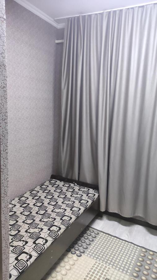 Хостел На Барахолки Almatý Exterior foto